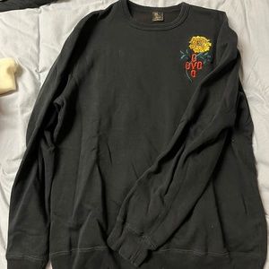 OVO - MARIGOLD POM POM CREW - BLACK  Large